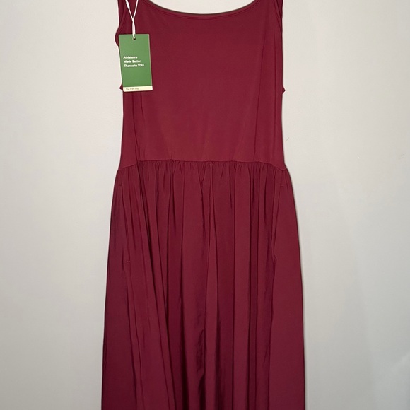 HALARA Dresses & Skirts - HALARA burgundy maxi dress